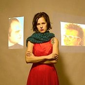 Venus Hum - List pictures