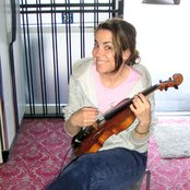 Petra Haden - List pictures