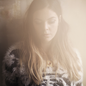 I Break Horses - List pictures