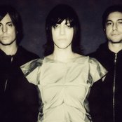 Autolux - List pictures