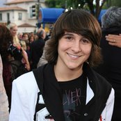 Mitchel Musso - List pictures