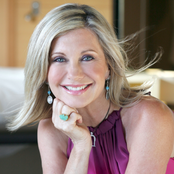 Olivia Newton-john - List pictures