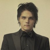 Gerard Way - List pictures