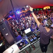 Der Dritte Raum - List pictures