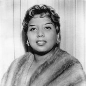 Etta Jones - List pictures