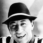 Louis Prima - List pictures