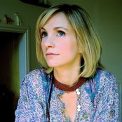 Cara Dillon - List pictures