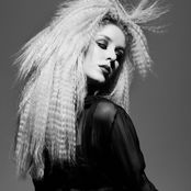 Esmee Denters - List pictures