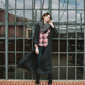 Tessa Violet - List pictures