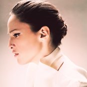 Carminho - List pictures