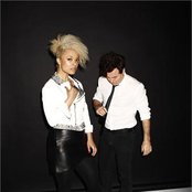 Sneaky Sound System - List pictures