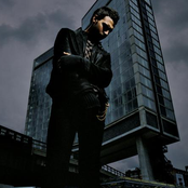 R. Star - List pictures