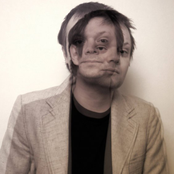 Mads Björn - List pictures