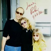 Robin Gibb - List pictures