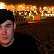 Metrik - List pictures