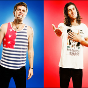 30h3 - List pictures