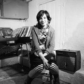 Sarah Blasko - List pictures