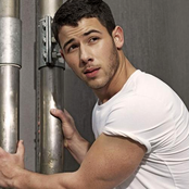 Nick Jonas - List pictures