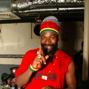 Capleton - List pictures