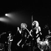 Slits - List pictures