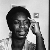 Simone Nina - List pictures