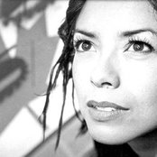 Emm Gryner - List pictures