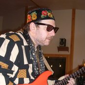 Ronnie Earl - List pictures