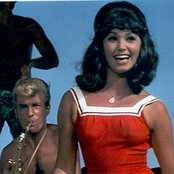 Donna Loren - List pictures