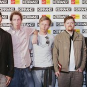 Hundred Reasons - List pictures