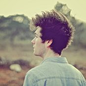 Bastille - List pictures