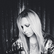 Jane Weaver - List pictures