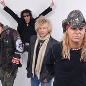 Poison - List pictures