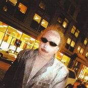 Gary Wilson - List pictures