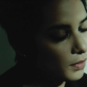 Vicci Martinez - List pictures