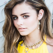 Jacquie Lee - List pictures