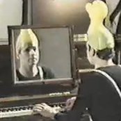 Neil Innes - List pictures