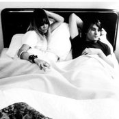 Black Bananas - List pictures