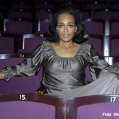 Caroline Henderson - List pictures