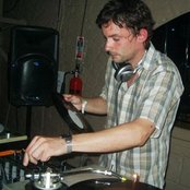 Bonobo - List pictures