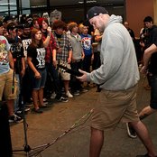 Close Your Eyes - List pictures