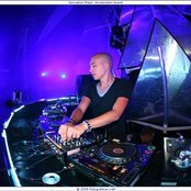 Headhunterz - List pictures