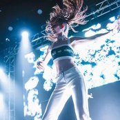 Hannah Diamond - List pictures