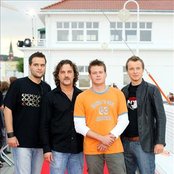 Feel - List pictures