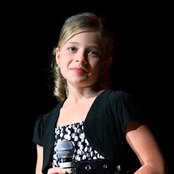 Jackie Evancho - List pictures