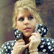 Nell Bryden - List pictures