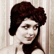 Emilie Simon - List pictures