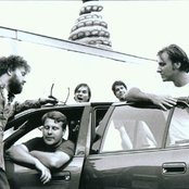 Pavement - List pictures