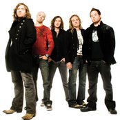 Royal Bliss - List pictures