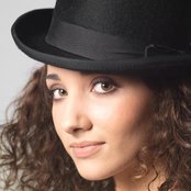 Natalia Kelly - List pictures