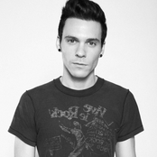 Matthew Koma - List pictures